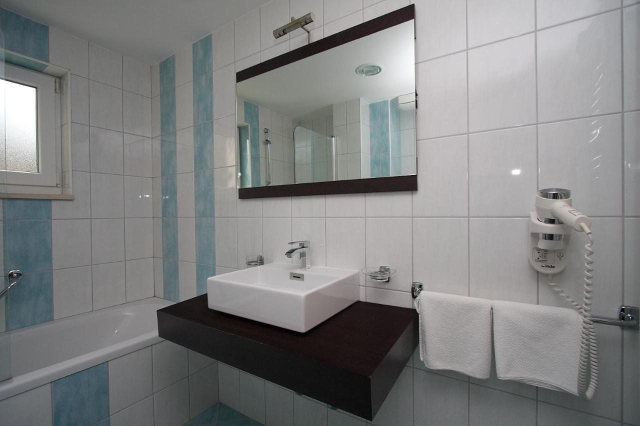 Aparthotel Natalia بودغورا المظهر الخارجي الصورة